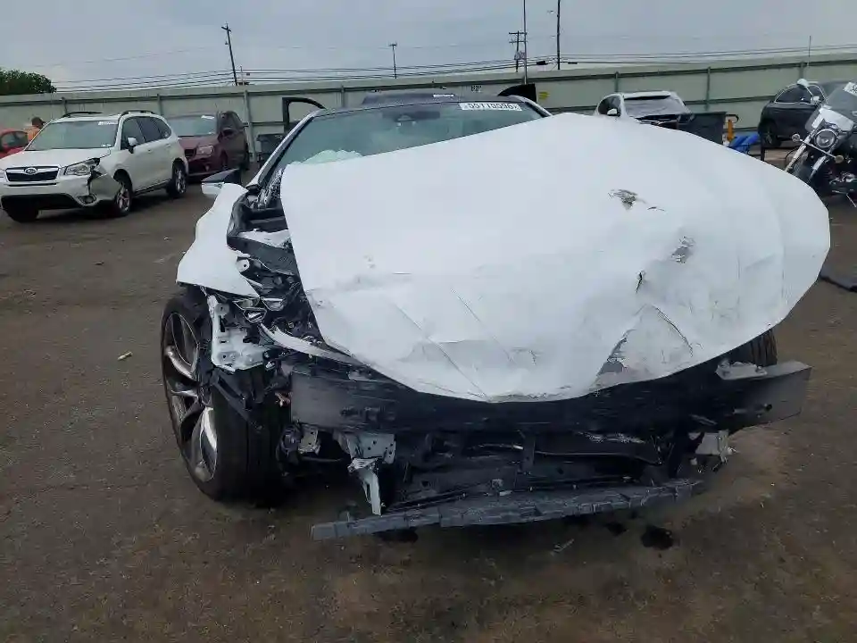 JTHHP5AY2JA005811 2018 LEXUS LC500-4