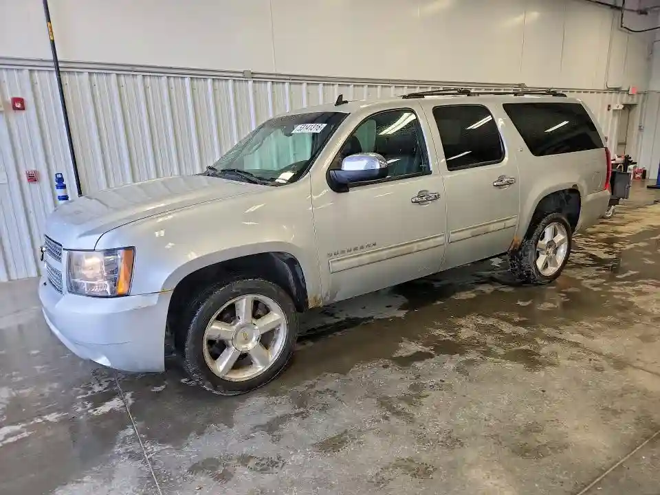 1GNSKJE74DR186049 2013 CHEVROLET SUBURBAN-0