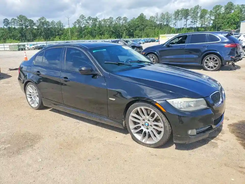 WBAPN7C52AA779331 2010 BMW 3 SERIES-3
