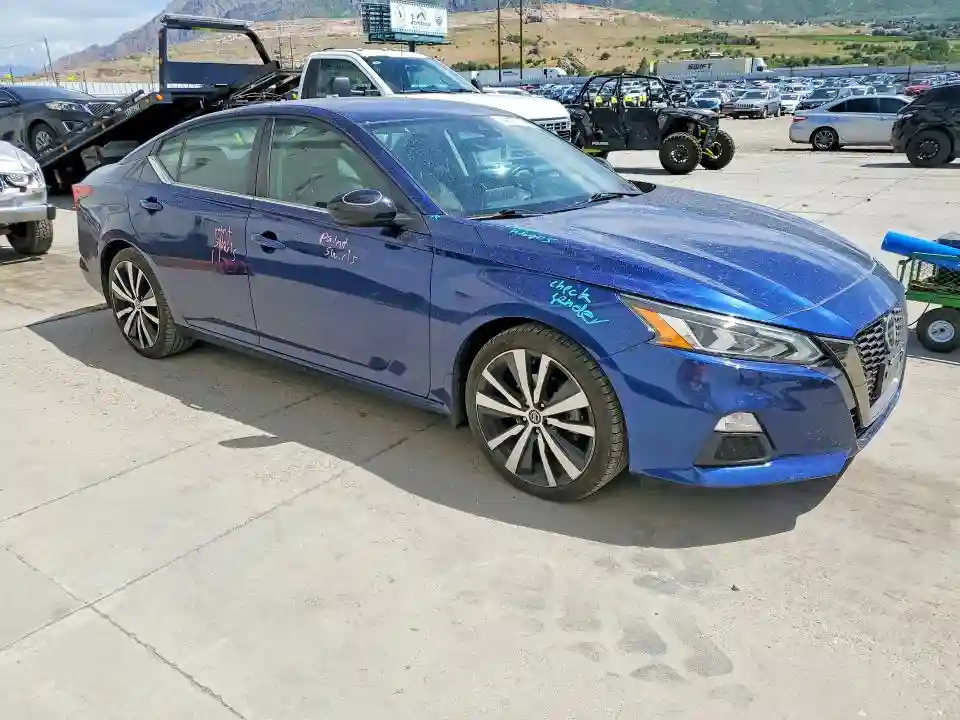 1N4BL4CV3LC214407 2020 NISSAN ALTIMA-3