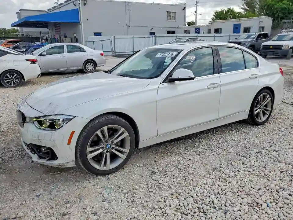 WBA8B9G5XJNU98079 2018 BMW 3 SERIES-0
