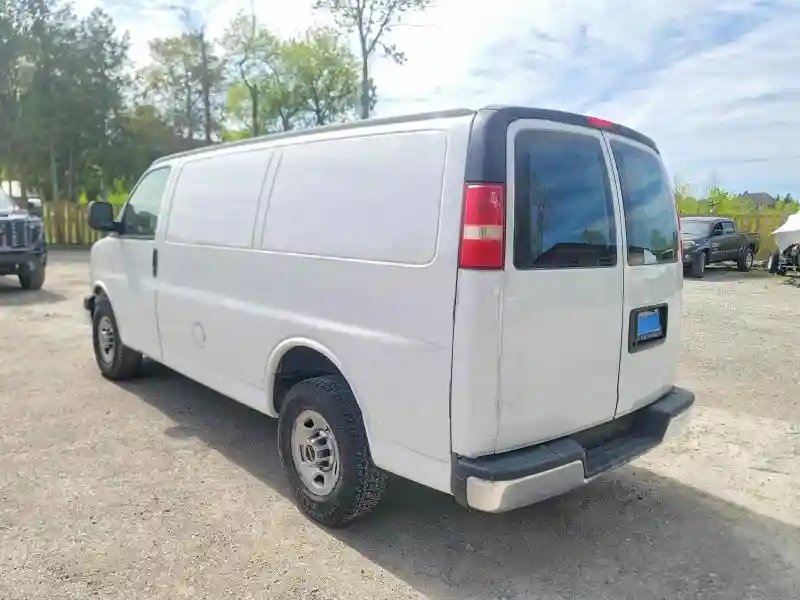 1GTW7AFF6H1280794 2017 GMC SAVANA-2