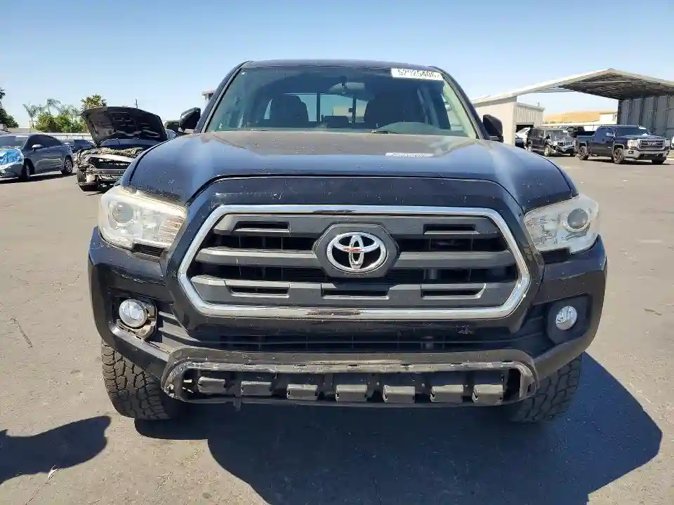 5TFAX5GN7HX084500 2017 TOYOTA TACOMA-4