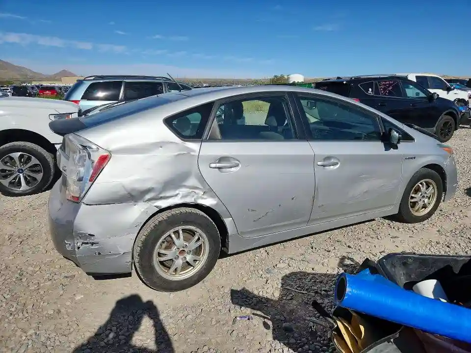 JTDKN3DU0B0296908 2011 TOYOTA PRIUS-2