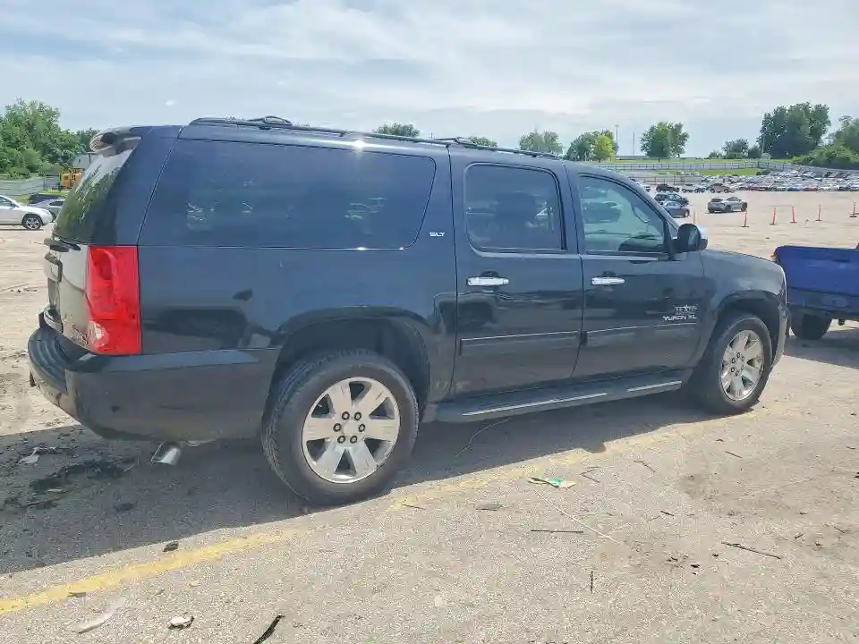 1GKS1KE04CR310571 2012 GMC YUKON-2