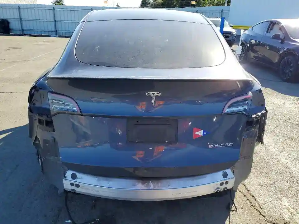 7SAYGDEF4PF767139 2023 TESLA MODEL Y-5
