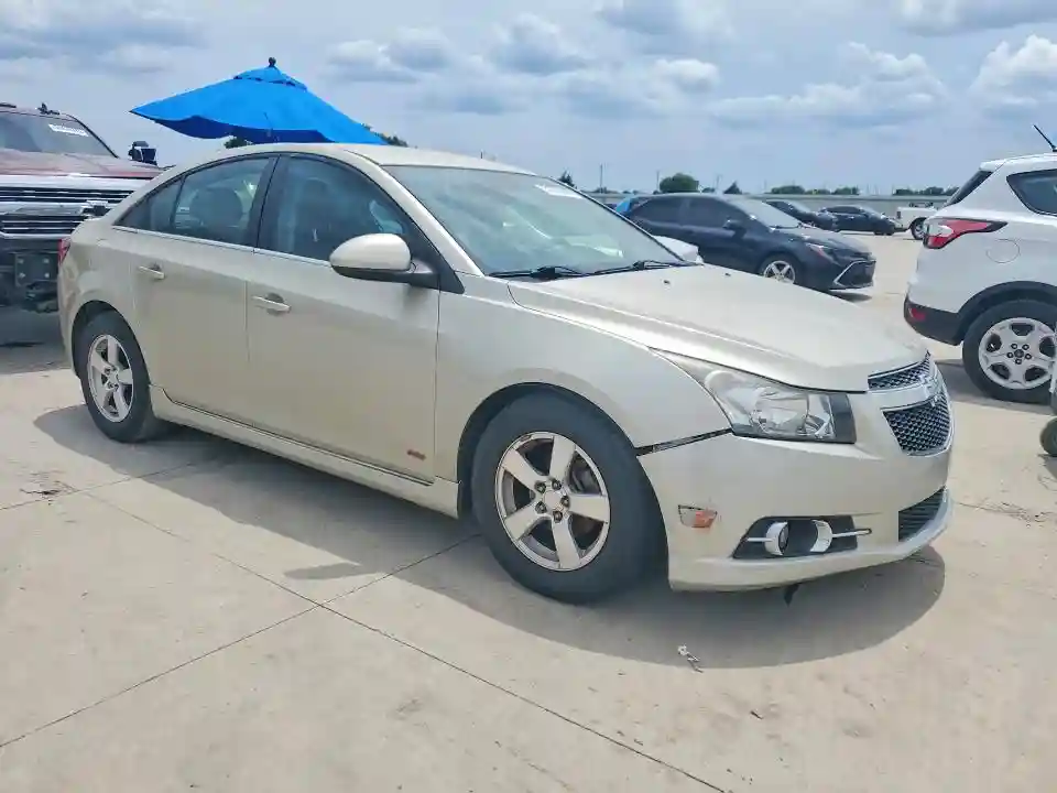 1G1PC5SB9E7257506 2014 CHEVROLET CRUZE-3