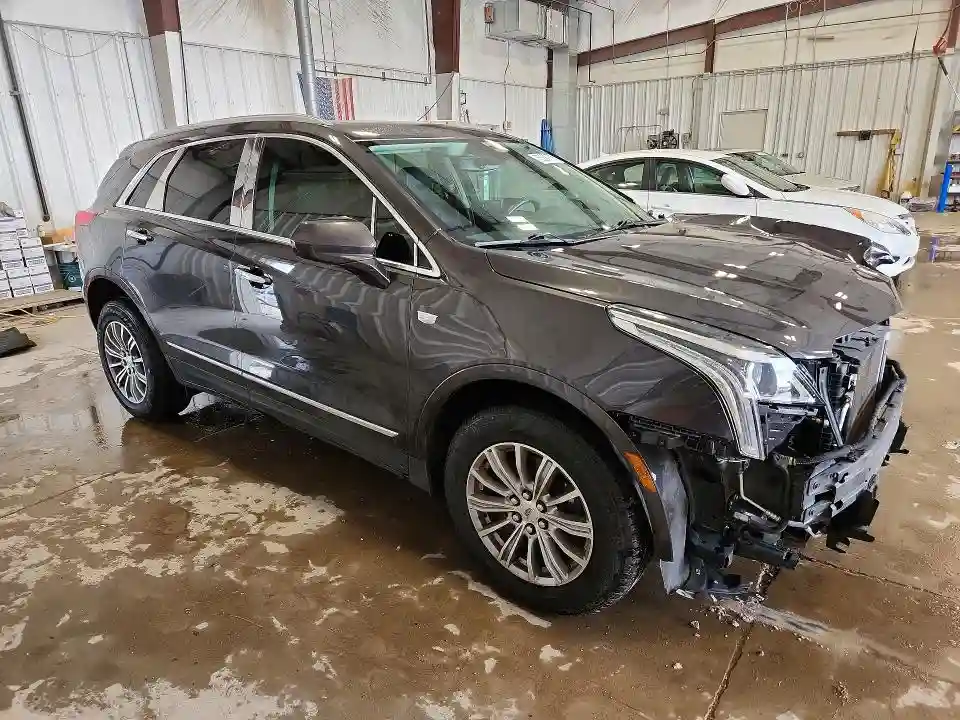 1GYKNBRSXHZ244265 2017 CADILLAC XT5-3