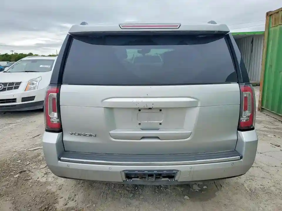 1GKS2CKJ3JR225167 2018 GMC YUKON-5