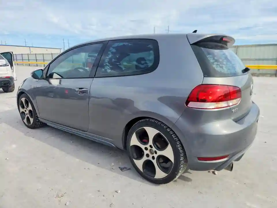 WVWEV7AJ1BW212364 2011 VOLKSWAGEN GTI-1