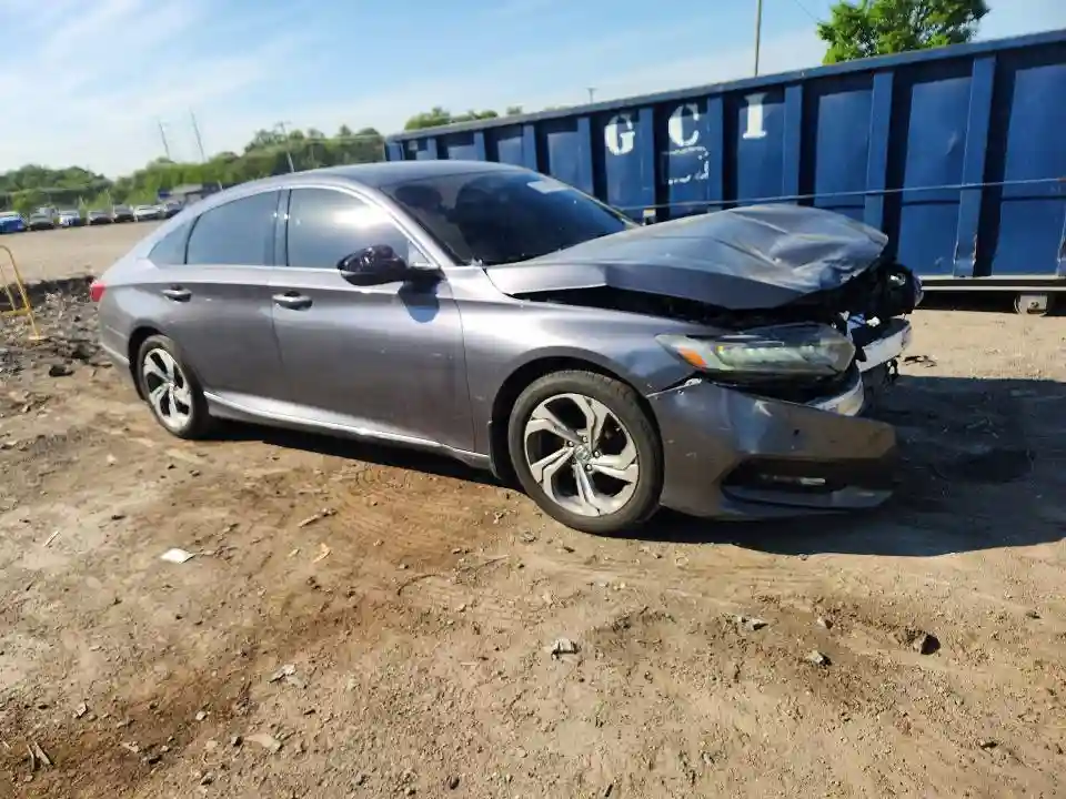 1HGCV2F53JA010080 2018 HONDA ACCORD-3