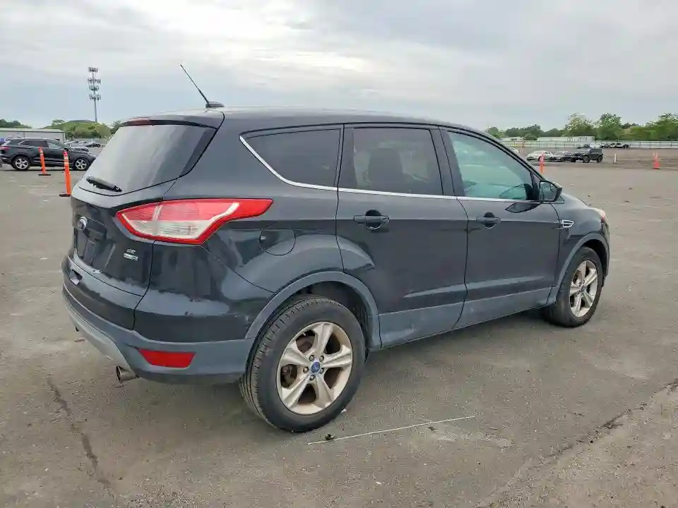 1FMCU9GX3DUC98305 2013 FORD ESCAPE-2