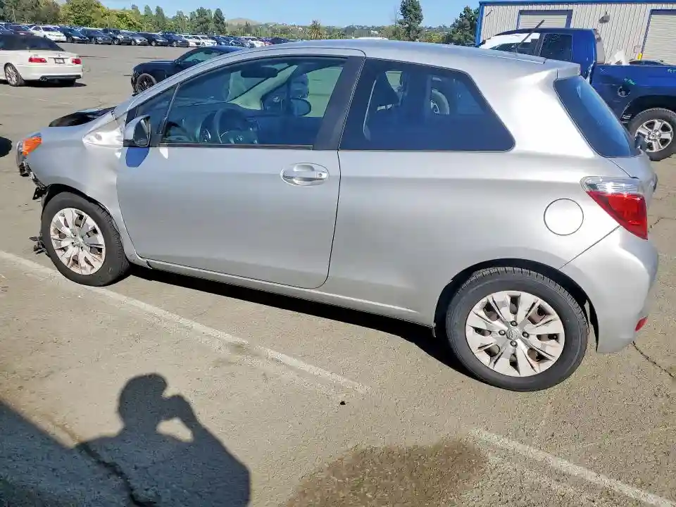 VNKJTUD38EA009030 2014 TOYOTA YARIS-1