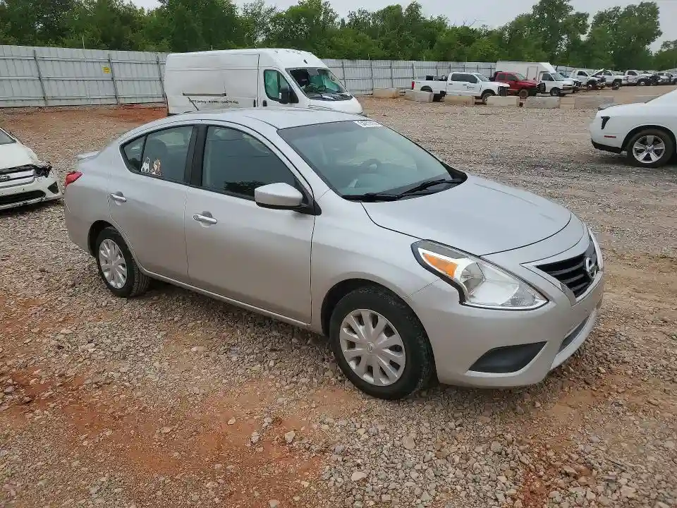 3N1CN7AP4KL867140 2019 NISSAN VERSA-3