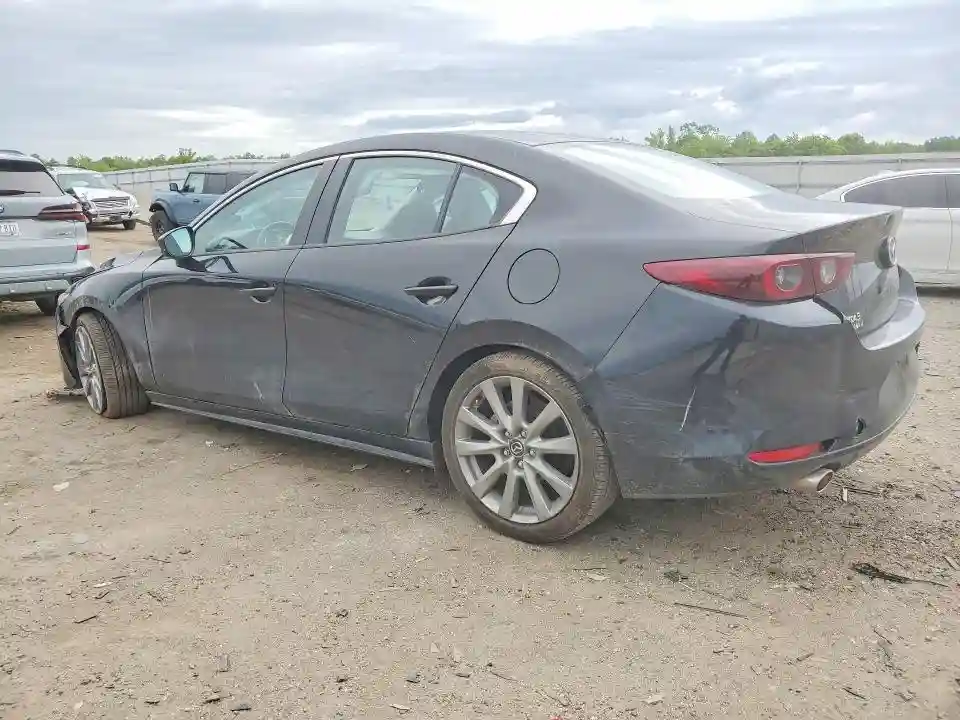 JM1BPACMXS1765237 2025 MAZDA 3-1