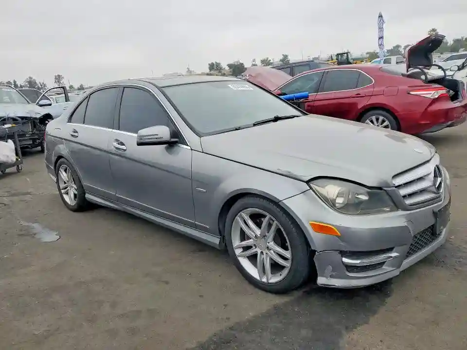 WDDGF4HBXCA615833 2012 MERCEDES-BENZ C-CLASS-3
