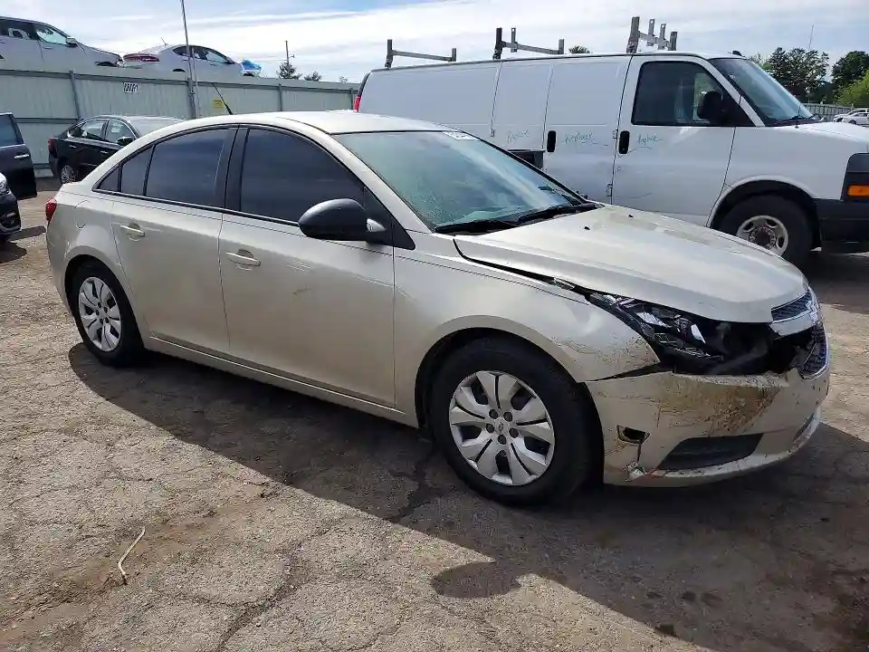 1G1PA5SG9E7290636 2014 CHEVROLET CRUZE-3