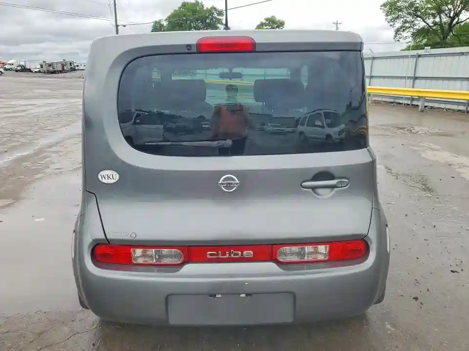 JN8AZ2KR8BT214421 2011 NISSAN CUBE-5