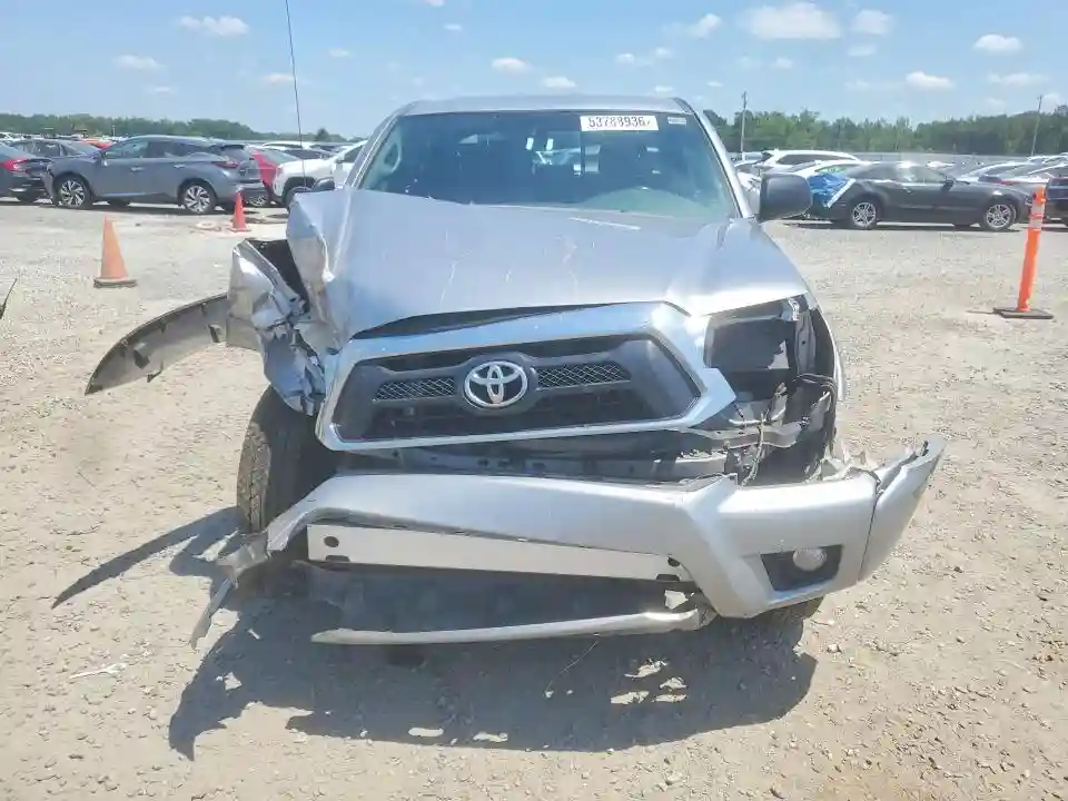 3TMLU4EN5FM182359 2015 TOYOTA TACOMA V6-4