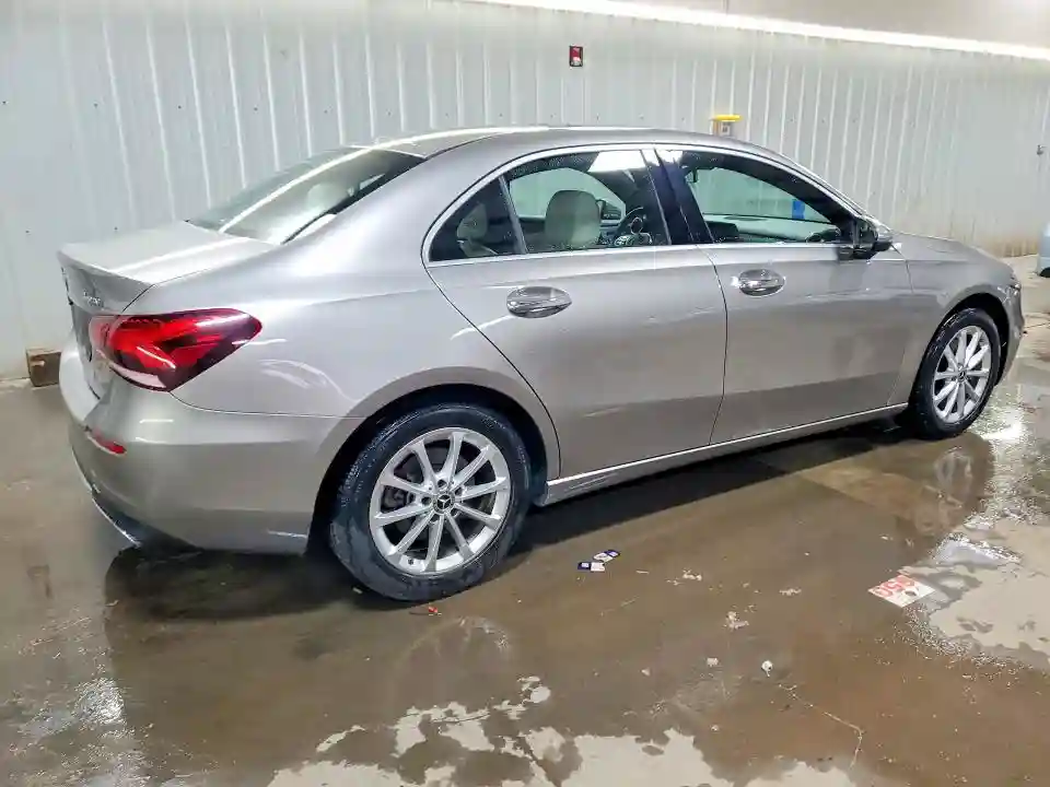 WDD3G4FB5KW018945 2019 MERCEDES-BENZ A-CLASS-2