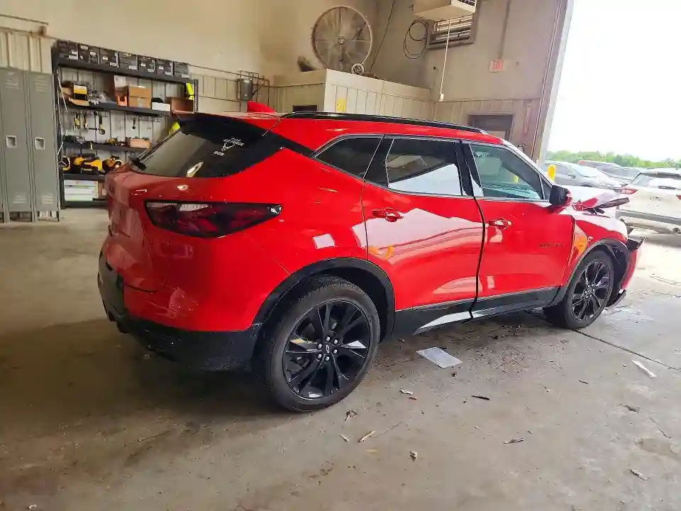 3GNKBKRSXMS558902 2021 CHEVROLET BLAZER-2