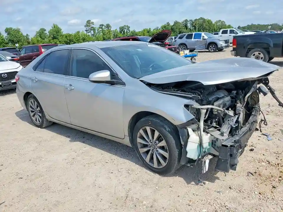 4T1BF1FK9HU439882 2017 TOYOTA CAMRY XLE-3