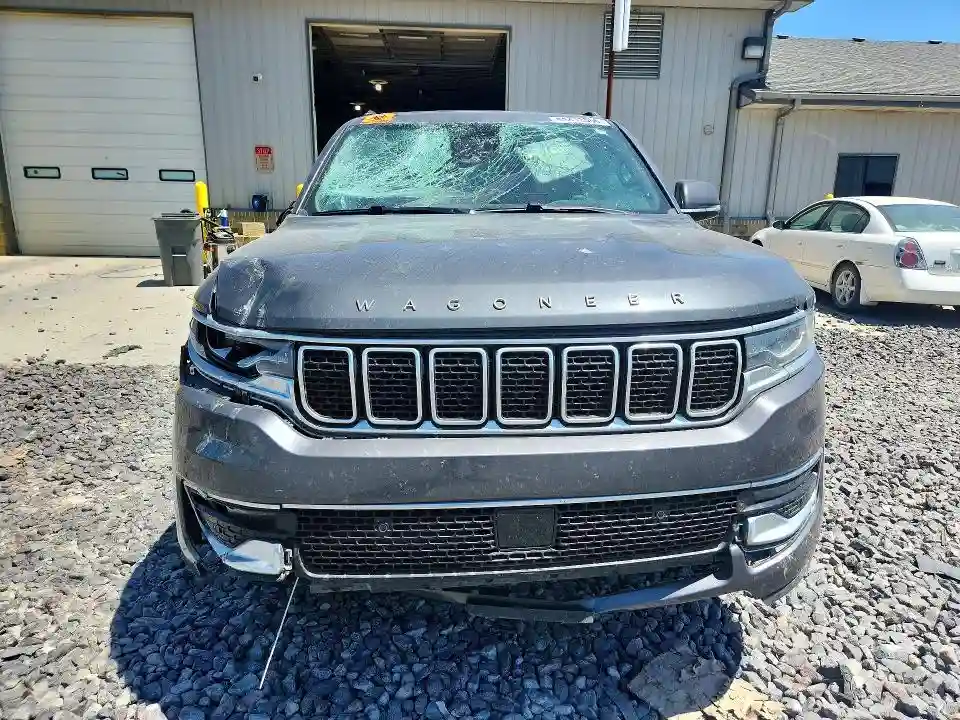 1C4SJVBT2NS128651 2022 JEEP WAGONEER-4