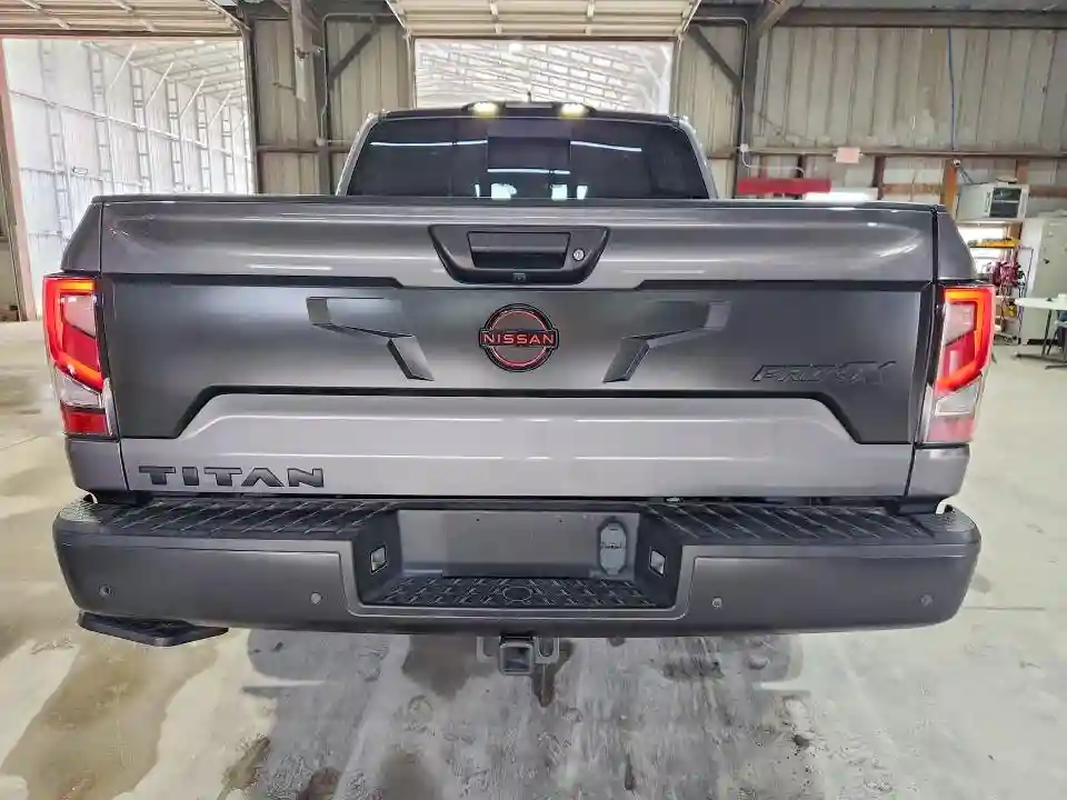 1N6AA1EDXPN104072 2023 NISSAN TITAN-5