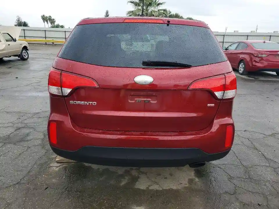 5XYKT3A67FG596196 2015 KIA SORENTO-5
