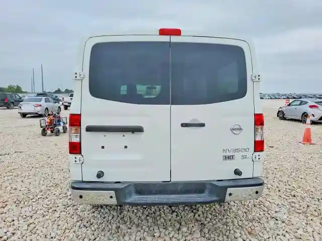 5BZAF0AA6DN200397 2013 NISSAN NV-5