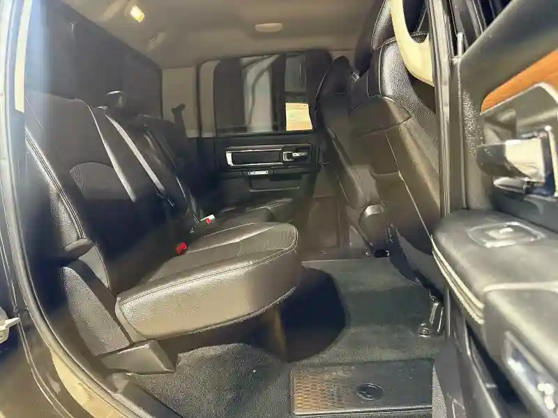 3C63RRJL1GG105790 2016 RAM 3500-5