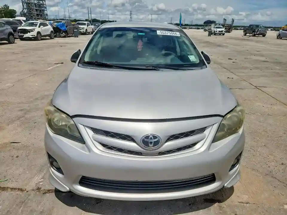 5YFBU4EE6DP144110 2013 TOYOTA COROLLA-4