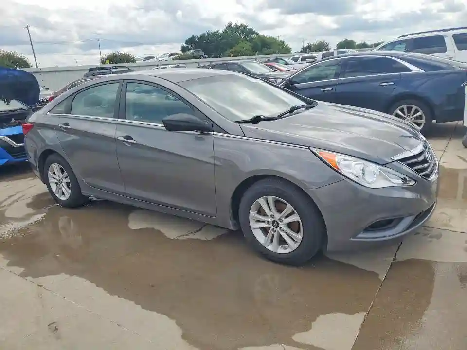 5NPEB4AC4DH718501 2013 HYUNDAI SONATA-3