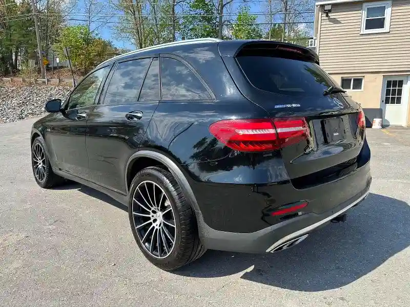 WDC0G6EB4HF197895 2017 MERCEDES-BENZ GLC-CLASS-1