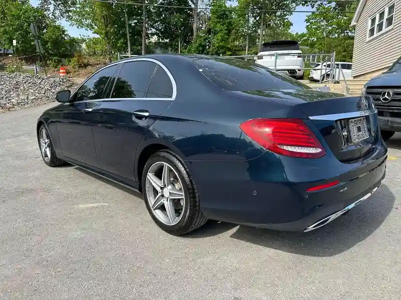 WDDZF4KB7HA028160 2017 MERCEDES-BENZ E-CLASS-1