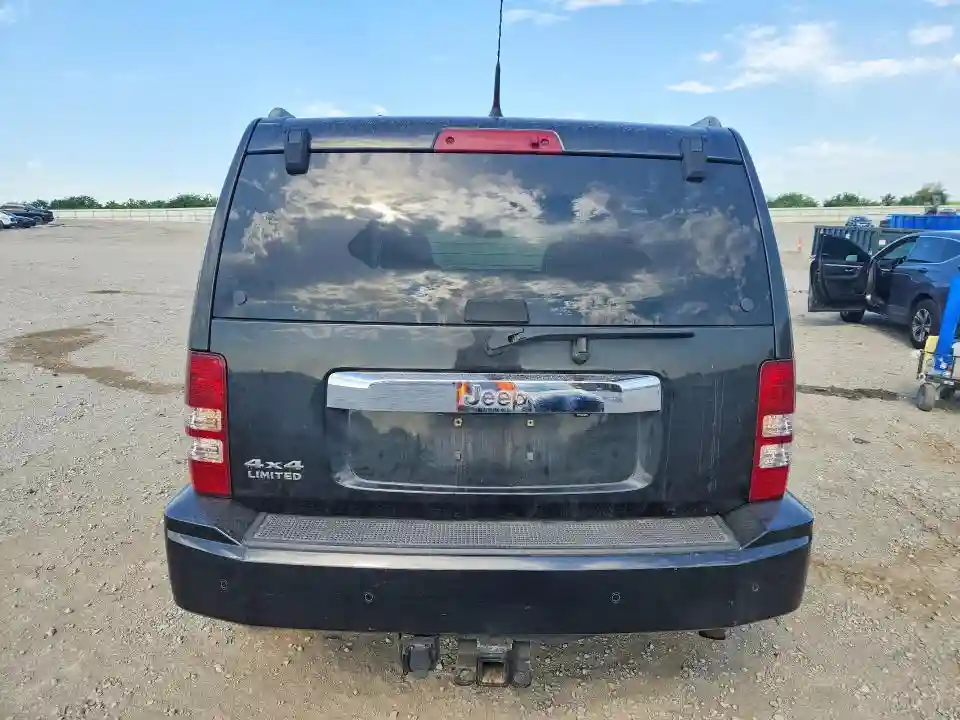 1J4PN5GK2BW518822 2011 JEEP LIBERTY-5