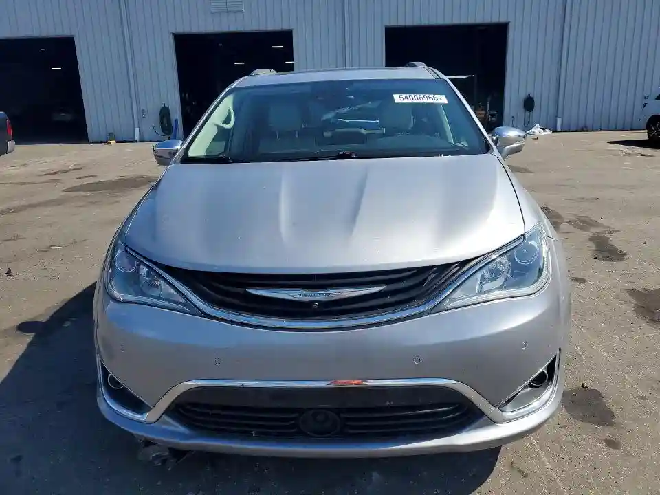 2C4RC1N71JR105258 2018 CHRYSLER PACIFICA-4