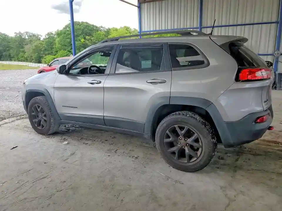 1C4PJMBS8HW538651 2017 JEEP CHEROKEE-1