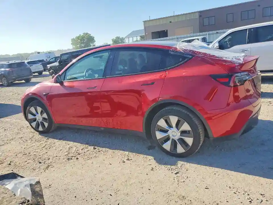 7SAYGDEE9PF811272 2023 TESLA MODEL Y-1