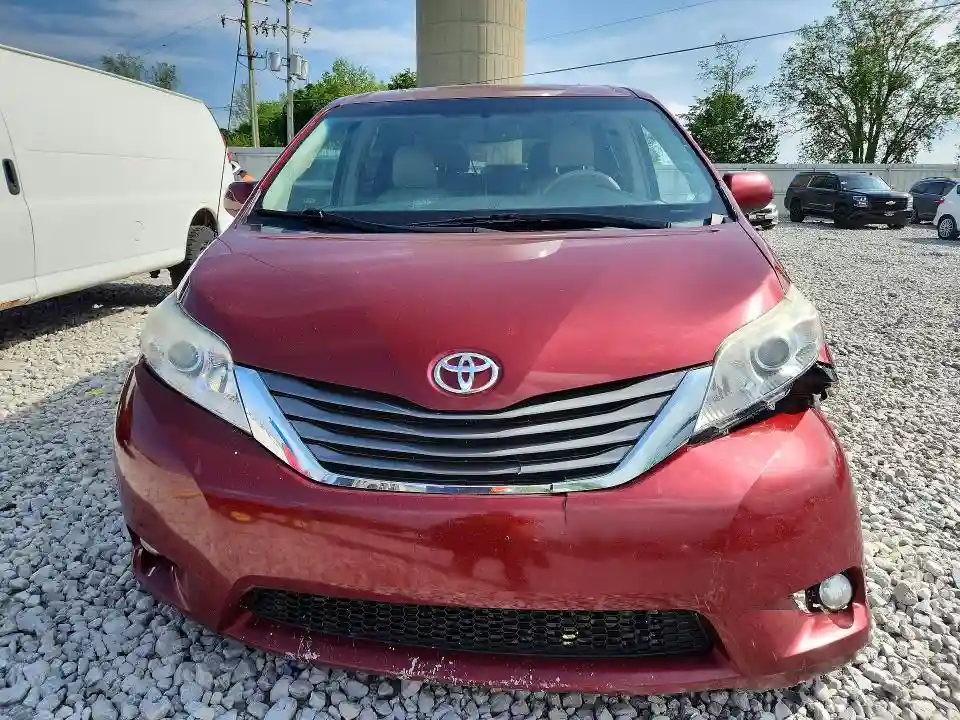 5TDYK3DC5ES452680 2014 TOYOTA SIENNA-4