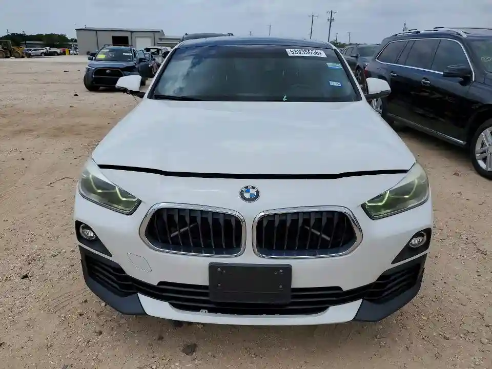 WBXYJ3C39JEJ75605 2018 BMW X2-4