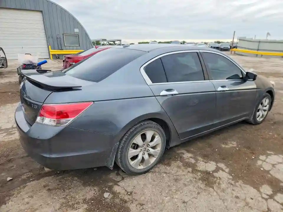 1HGCP3F88AA001661 2010 HONDA ACCORD-2