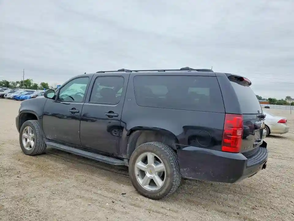 1GNUKJE32AR209457 2010 CHEVROLET SUBURBAN-1