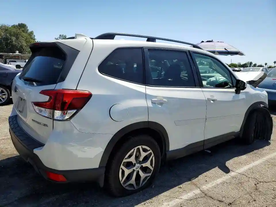 JF2SKAGC2KH595738 2019 SUBARU FORESTER-2