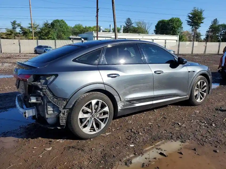 WA11AAGE0MB012341 2021 AUDI E-TRON-2
