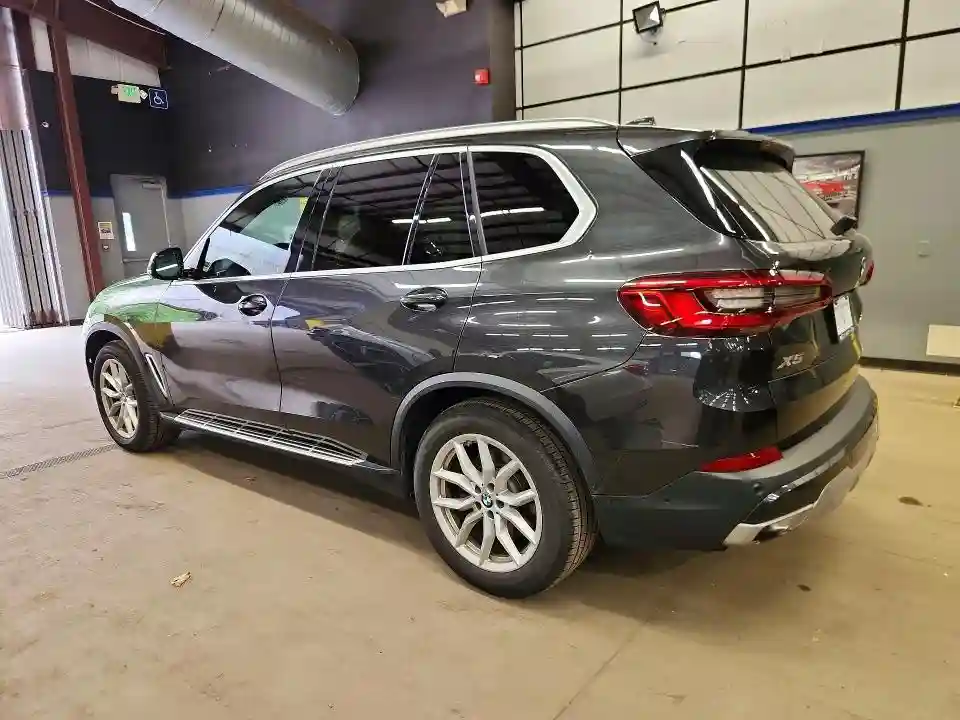 5UXCR6C00L9B47020 2020 BMW X5-1