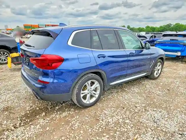 5UXTR9C57JLD71852 2018 BMW X3-2