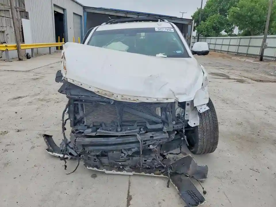 1GYS4JKJ0HR391340 2017 CADILLAC ESCALADE-4