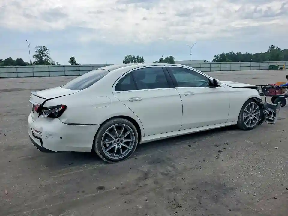W1KZF8DB3NB098975 2022 MERCEDES-BENZ E-CLASS-2