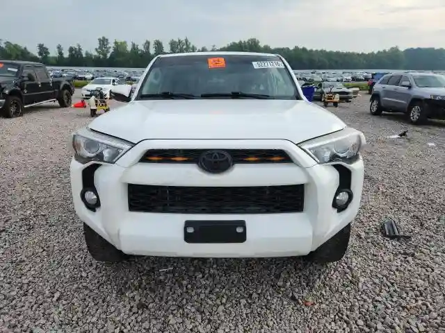 JTEBU5JR4K5693776 2019 TOYOTA 4RUNNER-4